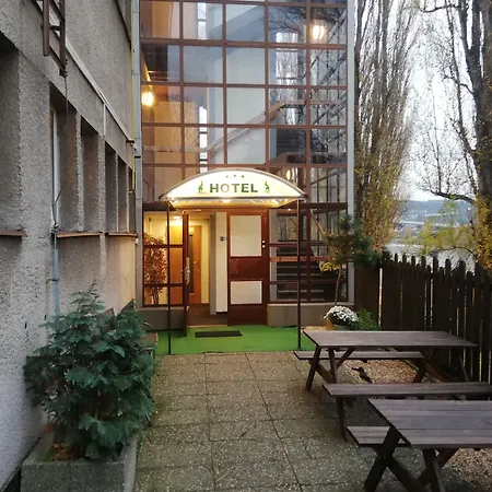 Bohemians מלון 3*