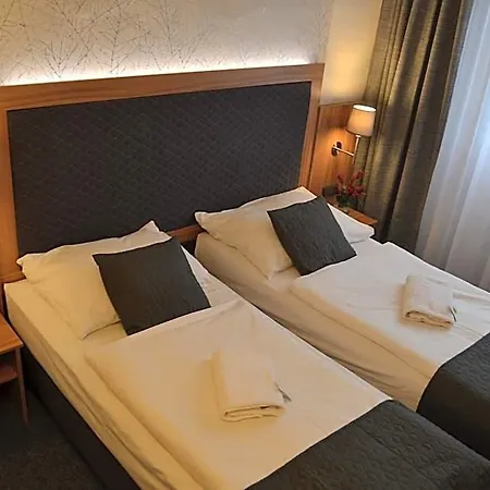 Bohemians 3* Prag