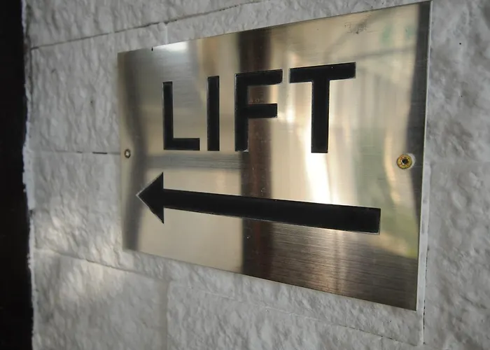 酒店 波希米亚人酒店 3*