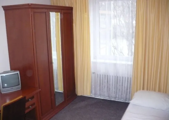 波希米亚人酒店 3*