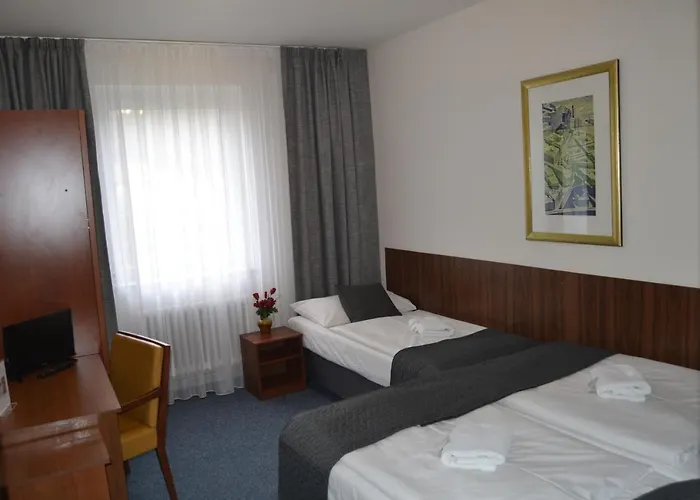 波希米亚人酒店 3*