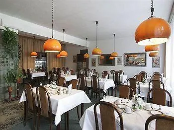 Bohemians 3*