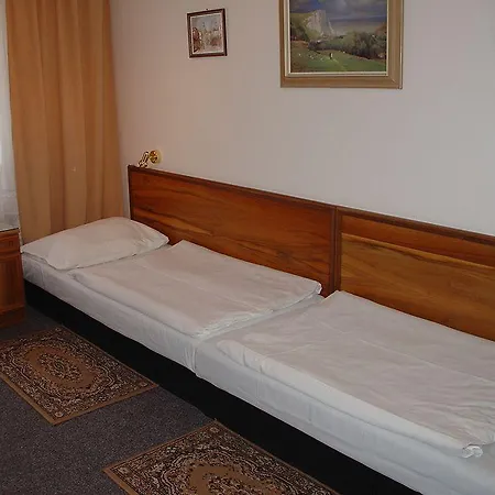 Bohemians Hotel 3*